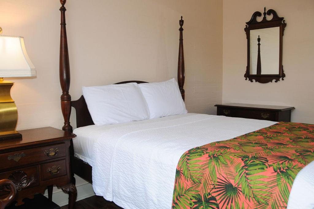 The Porch On Frances Inn - Adults Exclusive Кі-Вест Номер фото