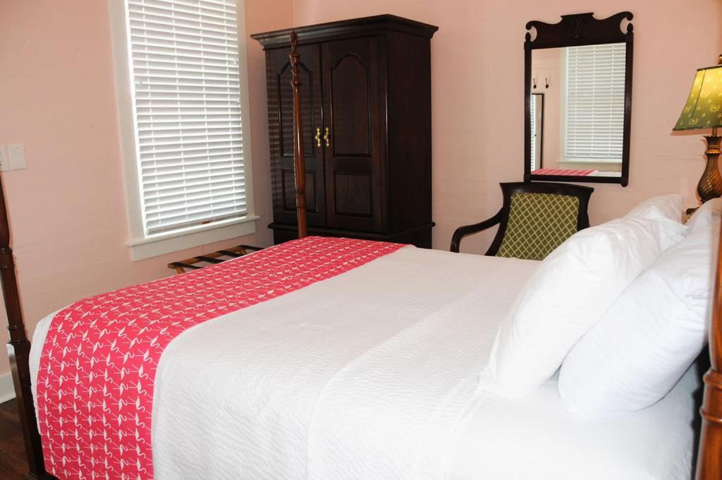 The Porch On Frances Inn - Adults Exclusive Кі-Вест Номер фото