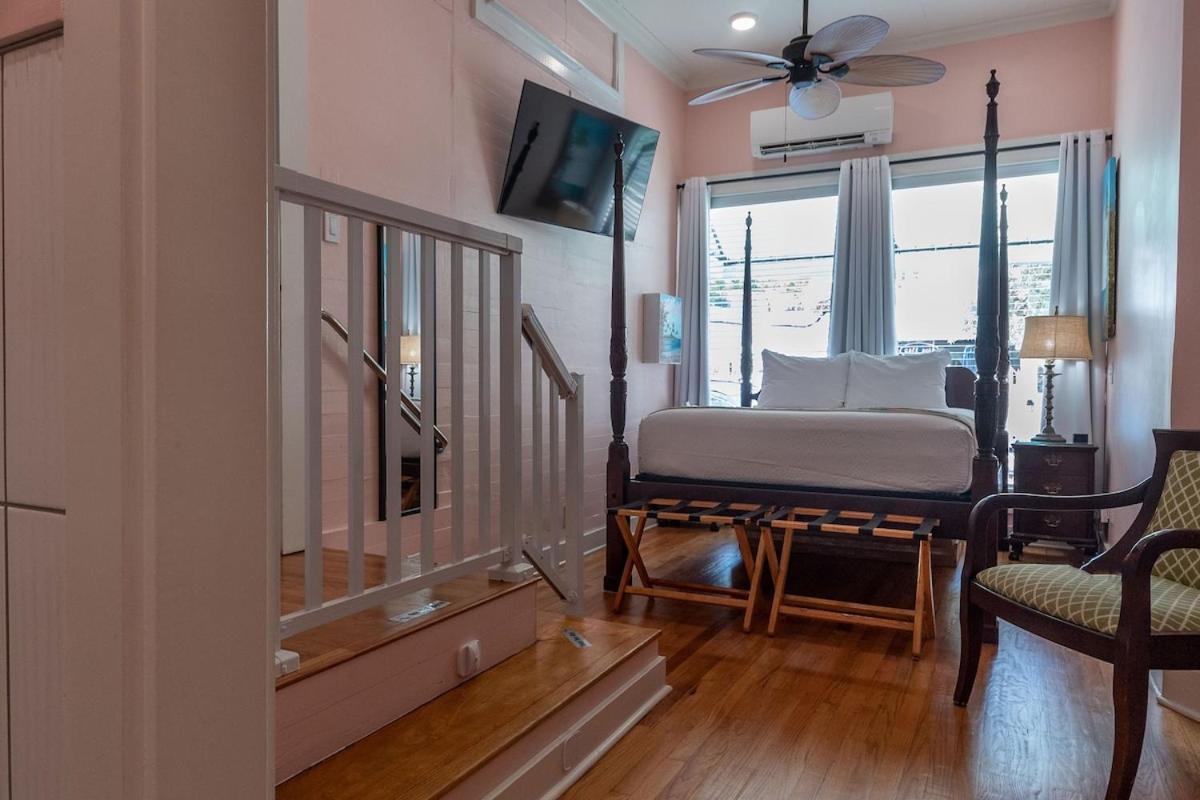 The Porch On Frances Inn - Adults Exclusive Кі-Вест Екстер'єр фото