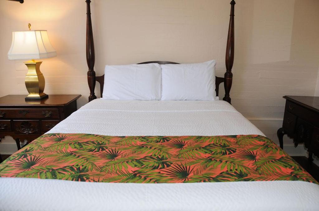 The Porch On Frances Inn - Adults Exclusive Кі-Вест Номер фото