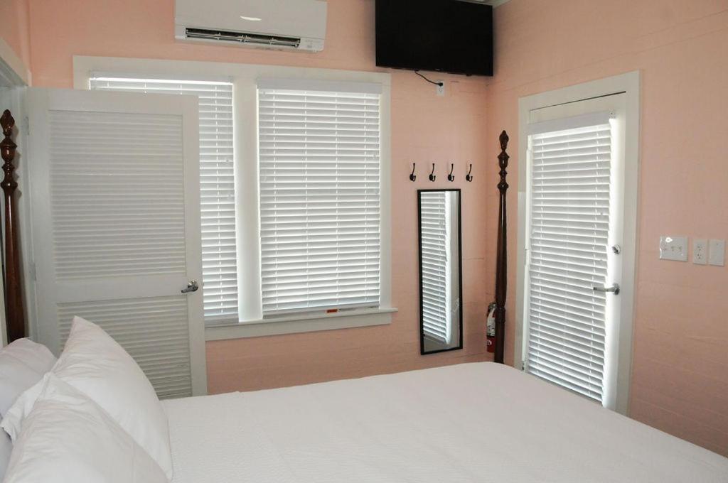 The Porch On Frances Inn - Adults Exclusive Кі-Вест Номер фото