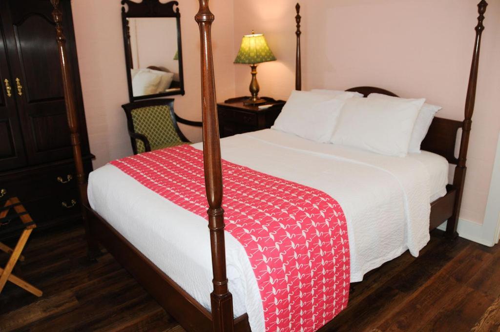 The Porch On Frances Inn - Adults Exclusive Кі-Вест Номер фото